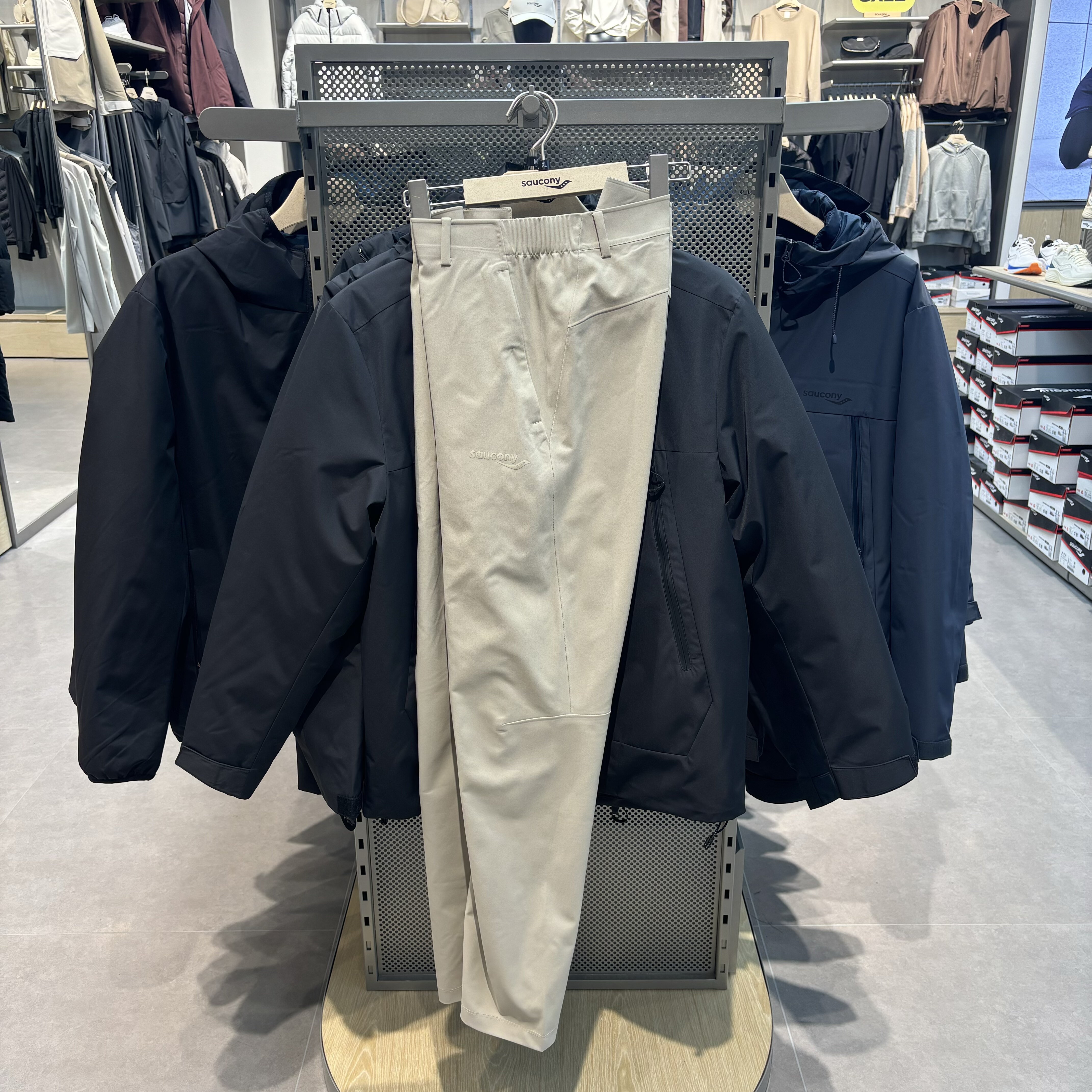 saucony索康尼男子 LTS FIT通勤版型生活休闲梭织长裤SA2259WP02C