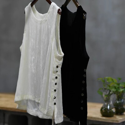 如眸原创设计真丝绒铜扣马甲