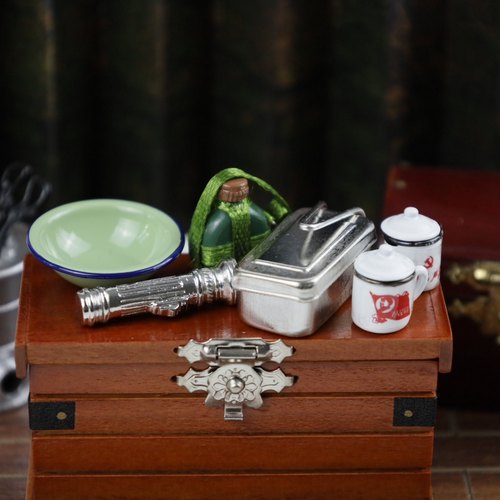 可以开盖子迷你微缩革命杯水壶