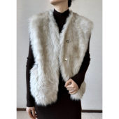 简约 轻柔舒适 小湖羊马甲女皮草外套 冬 2025新款