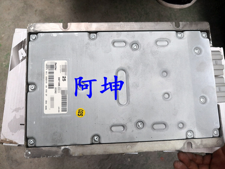 Bentley amplifier 3W7 035 465 provide Repair Servicein the Car/Articles/Fitting/Refit , Car Audio/Car Electronics/Electric , Car Audio , Car amplifier  category - from Buy2taobao.com to provide professional Taobao agent buy service