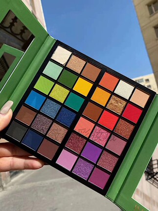 Imagic 36-Color Eyeshadow Palette Stage Makeup Tarot Chalice Pearlescent Matte Trendy Makeup Long-Lasting Comes with 10 Eyeshadow Sticks