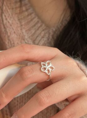 韩国韩版持恒S925纯银极简花朵戒指女小众时尚冷淡风小巧指环百搭