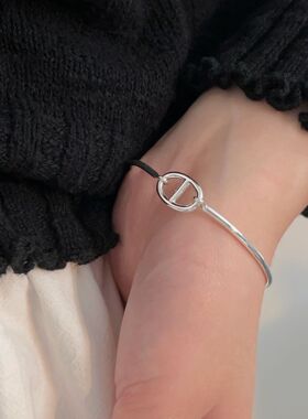 持恒S925纯银简约百搭猪鼻子手链手环女小众设计冷淡风高级感手镯