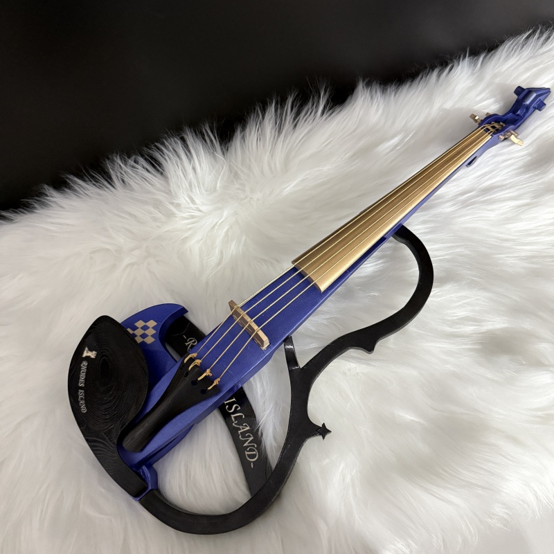 明日方舟阿米娅小提琴