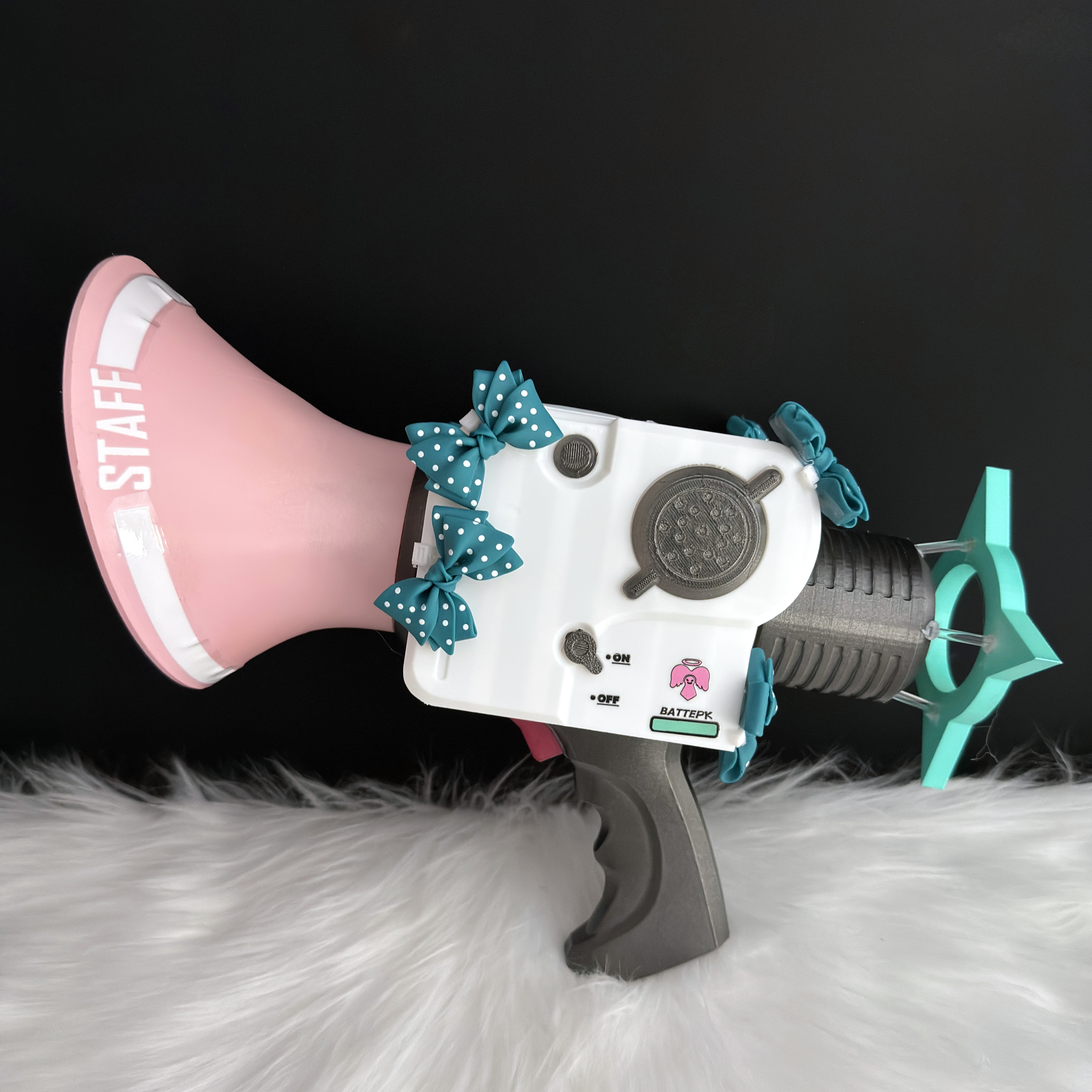 绝区零妄想天使千夏蕾咪喇叭图片