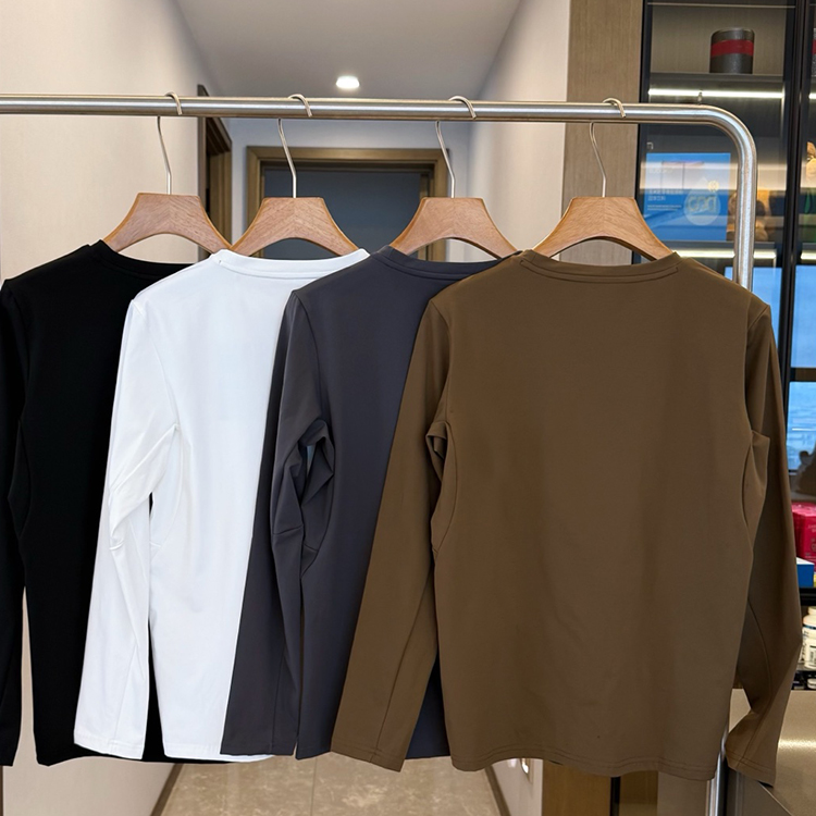 【1101】冬季新款青年流行时尚户外运动休闲男士长袖T恤体恤BK