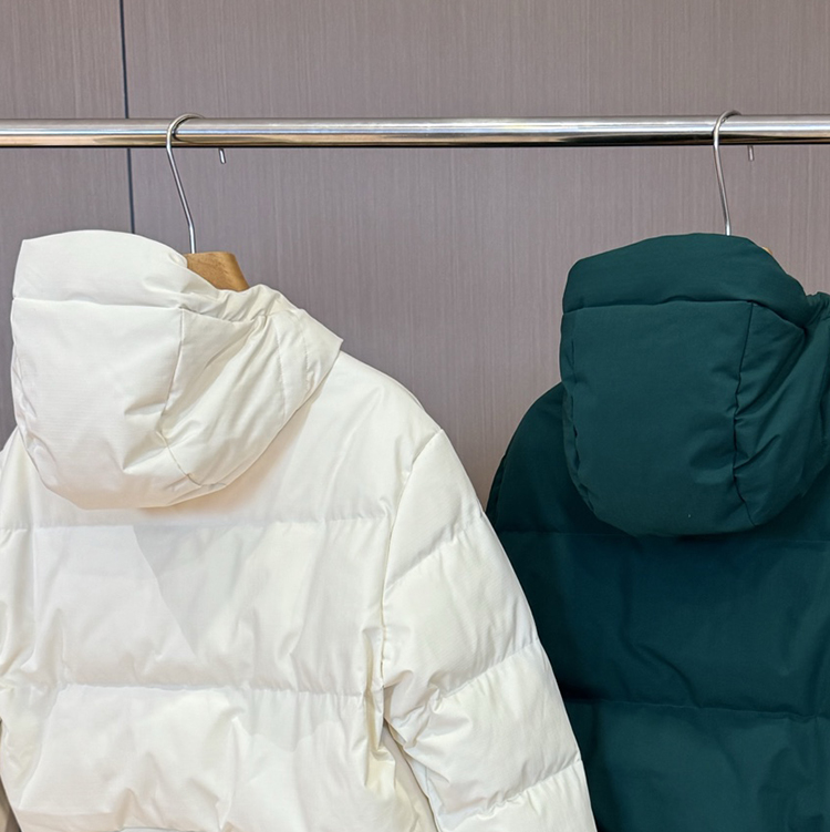 【1119】冬季新款女士青年流行时尚户外运动休闲加厚鹅绒羽绒服BK