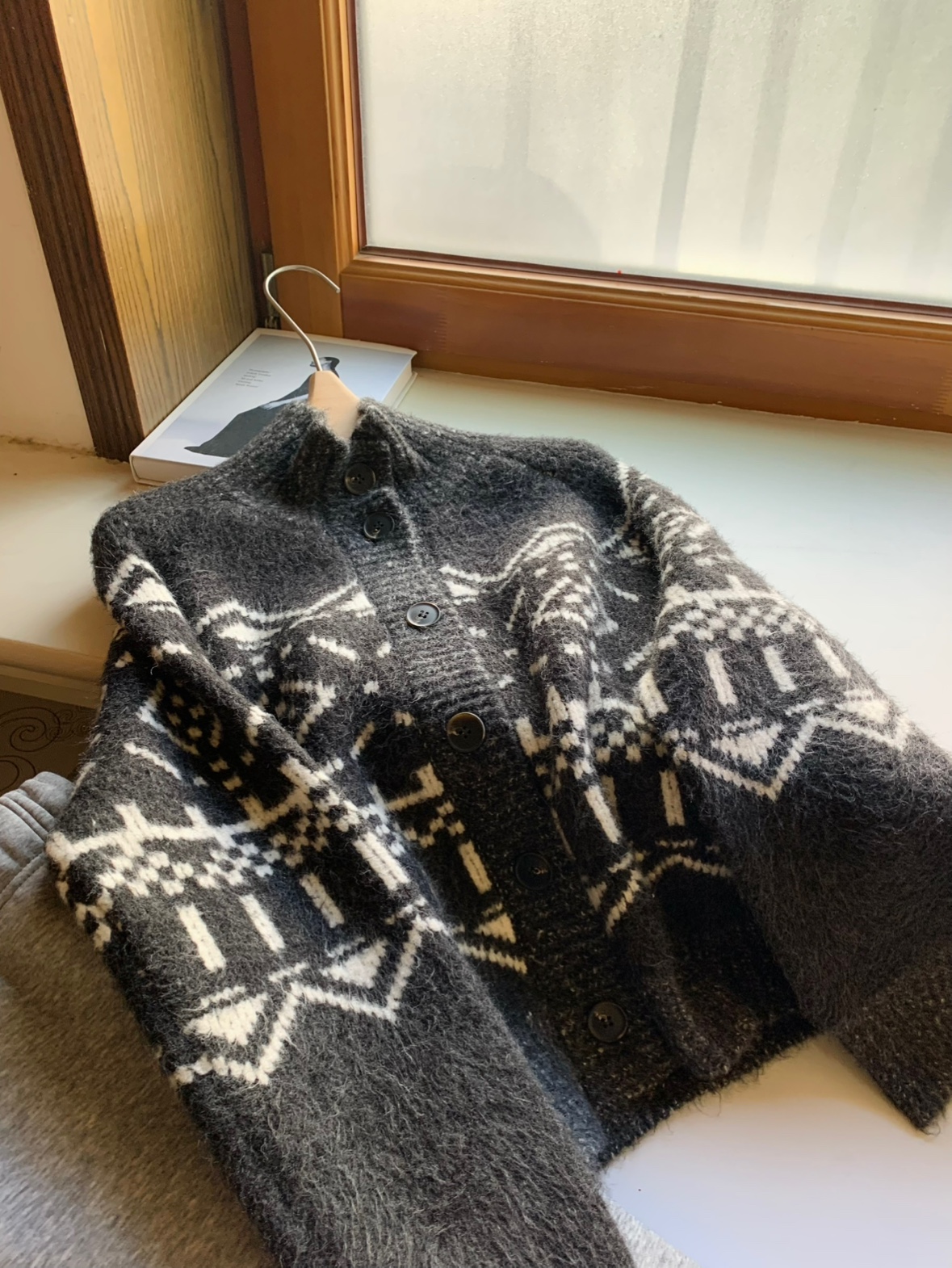 复古提花厚实保暖半高领单排扣羊毛混纺毛衣开衫上衣女减龄秋冬