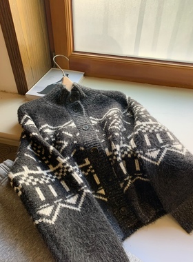 复古提花厚实保暖半高领单排扣羊毛混纺毛衣开衫上衣女减龄秋冬