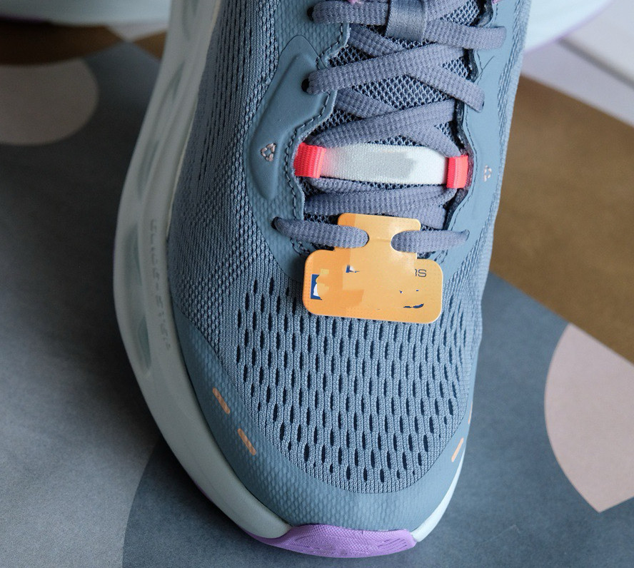 春夏款舒适透气减震网布超轻运动鞋跑步鞋