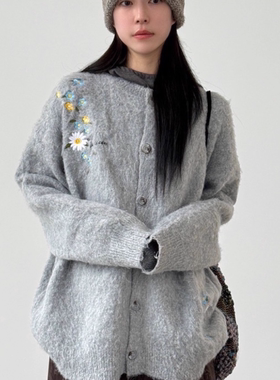 韩国代购25 flower embroidery knit cardigan 花朵刺绣开衫毛衣