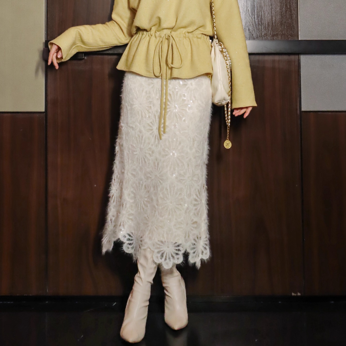 法式温柔轻奢白色镂空钩花半身裙