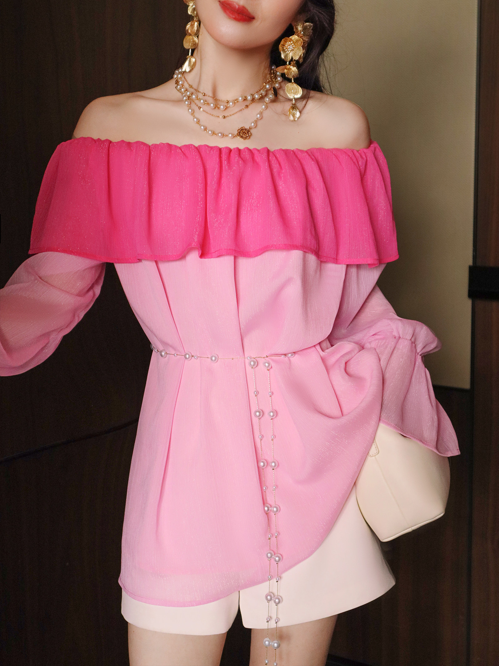 瑞苏米名媛淑女风粉色拼色荷叶边亮丝闪光宽松喇叭袖一字肩上衣女,女装/女士精品,衬衫,淘宝优惠券,粉丝福利购,淘宝优惠卷