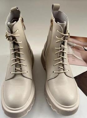 36码天美~Y 粗跟小牛皮白色百搭舒适马丁靴帅气链条短靴8孔女皮靴