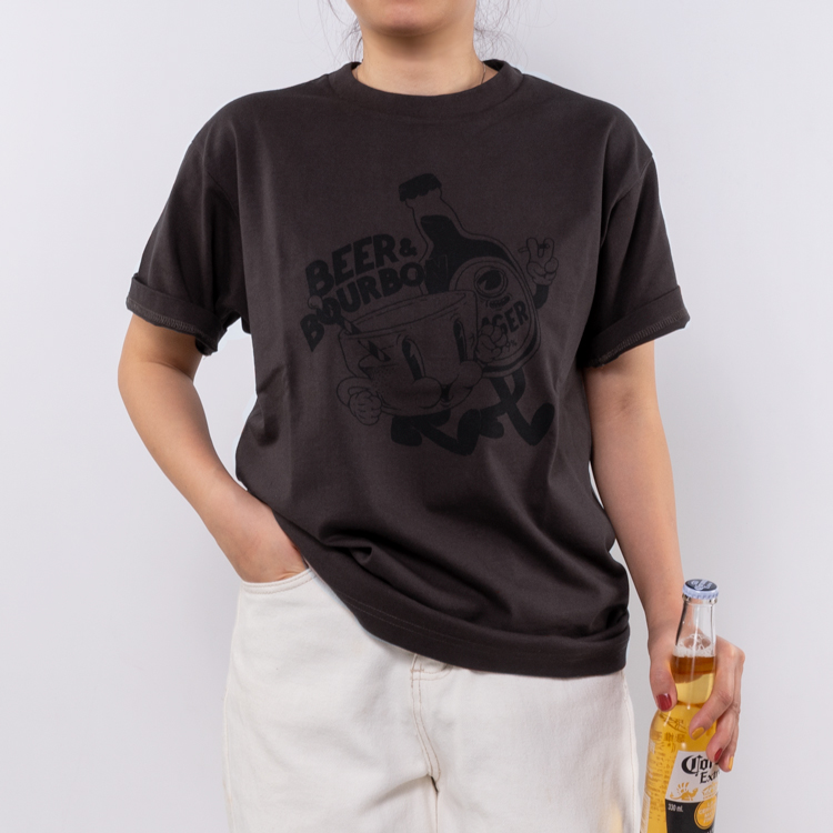 美式复古酒文化啤酒和短袖T恤