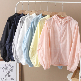 新款 防紫外线轻薄透气连帽防晒衣防水外套女装 轻盈便携式 2025夏季