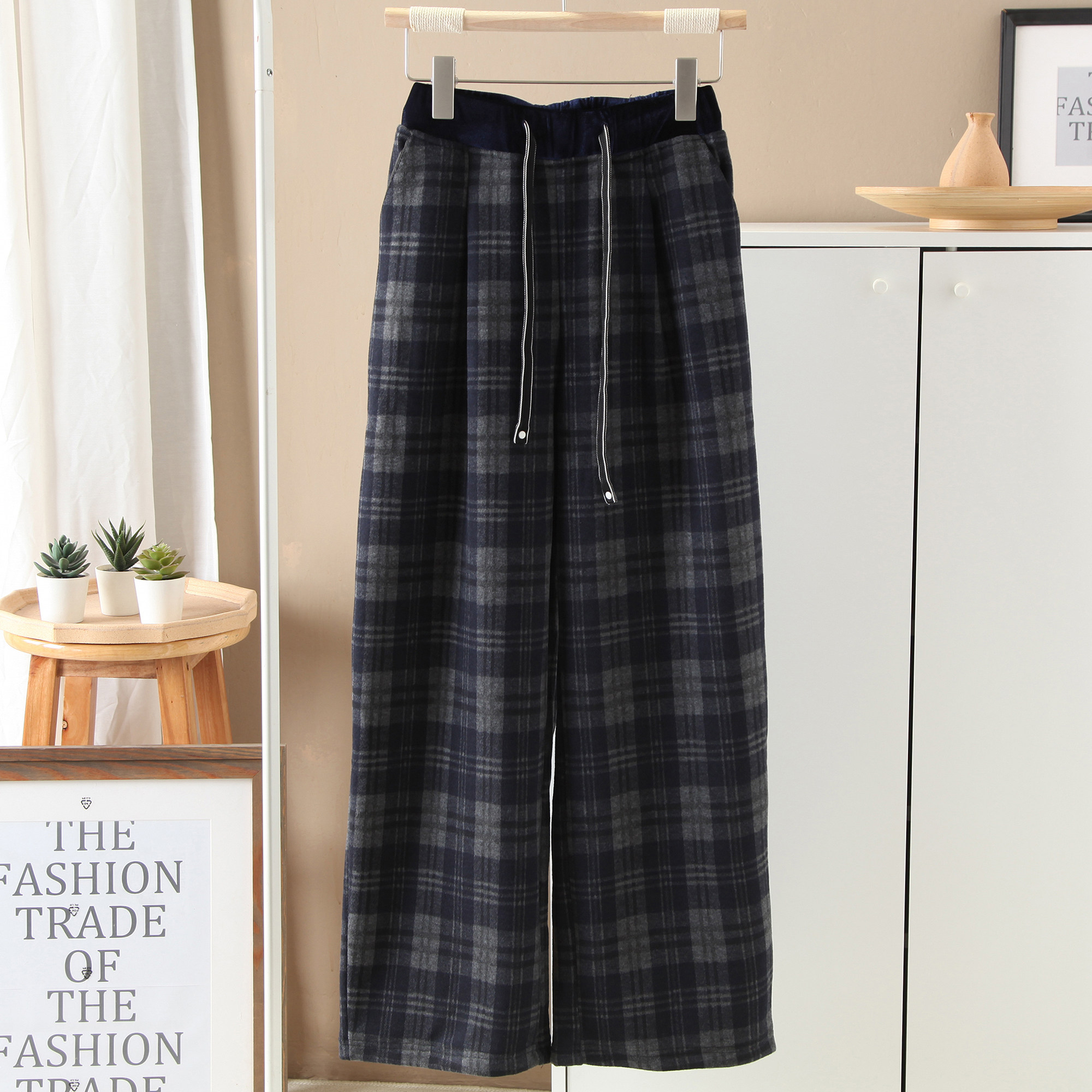 复古格纹直筒裤女2025秋冬新款季加绒加厚保暖休闲裤,女装/女士精品,休闲裤,淘宝优惠券,粉丝福利购,淘宝优惠卷