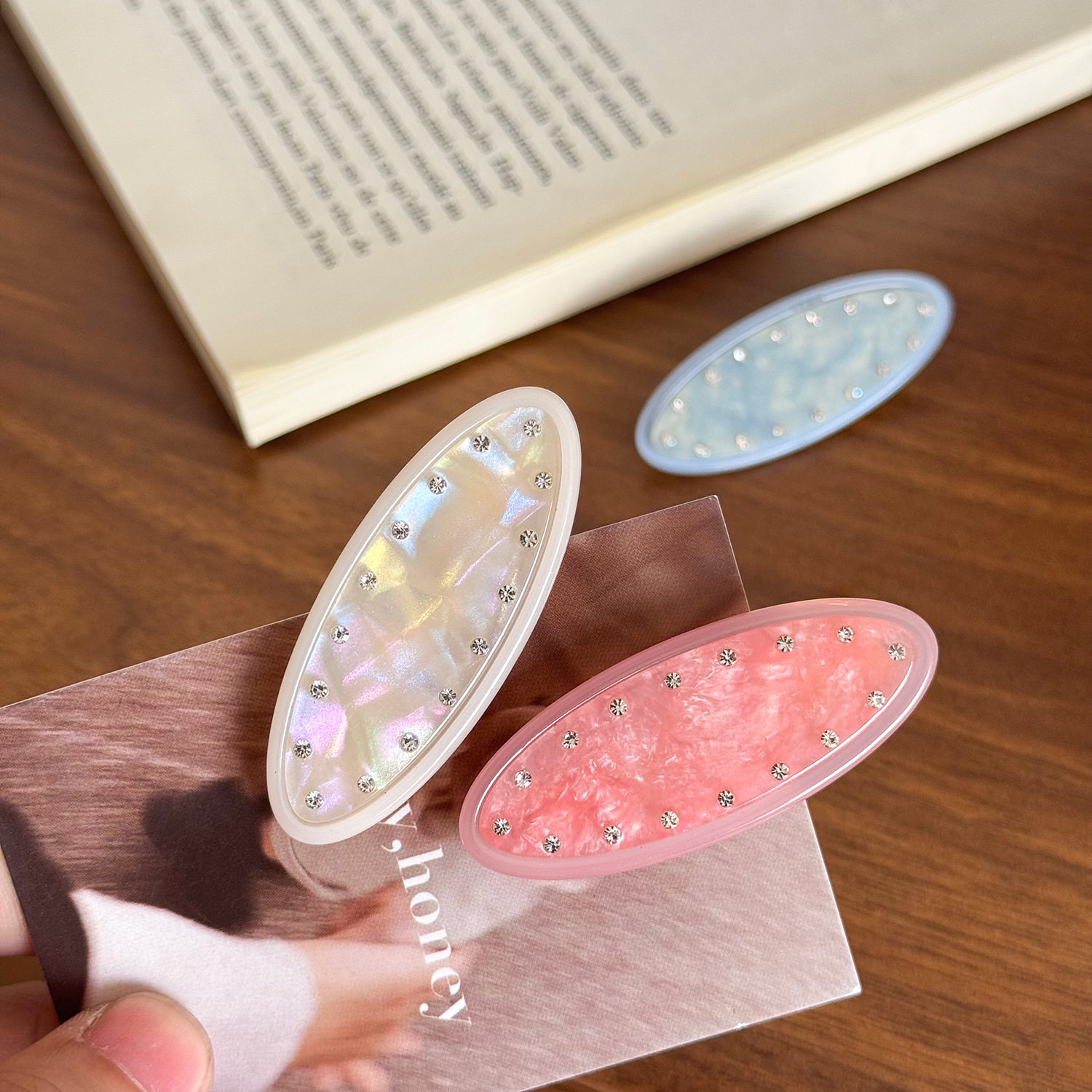 韩版甜美果冻色发卡闪钻字母发夹清新百搭高级感侧边夹鸭嘴夹发饰