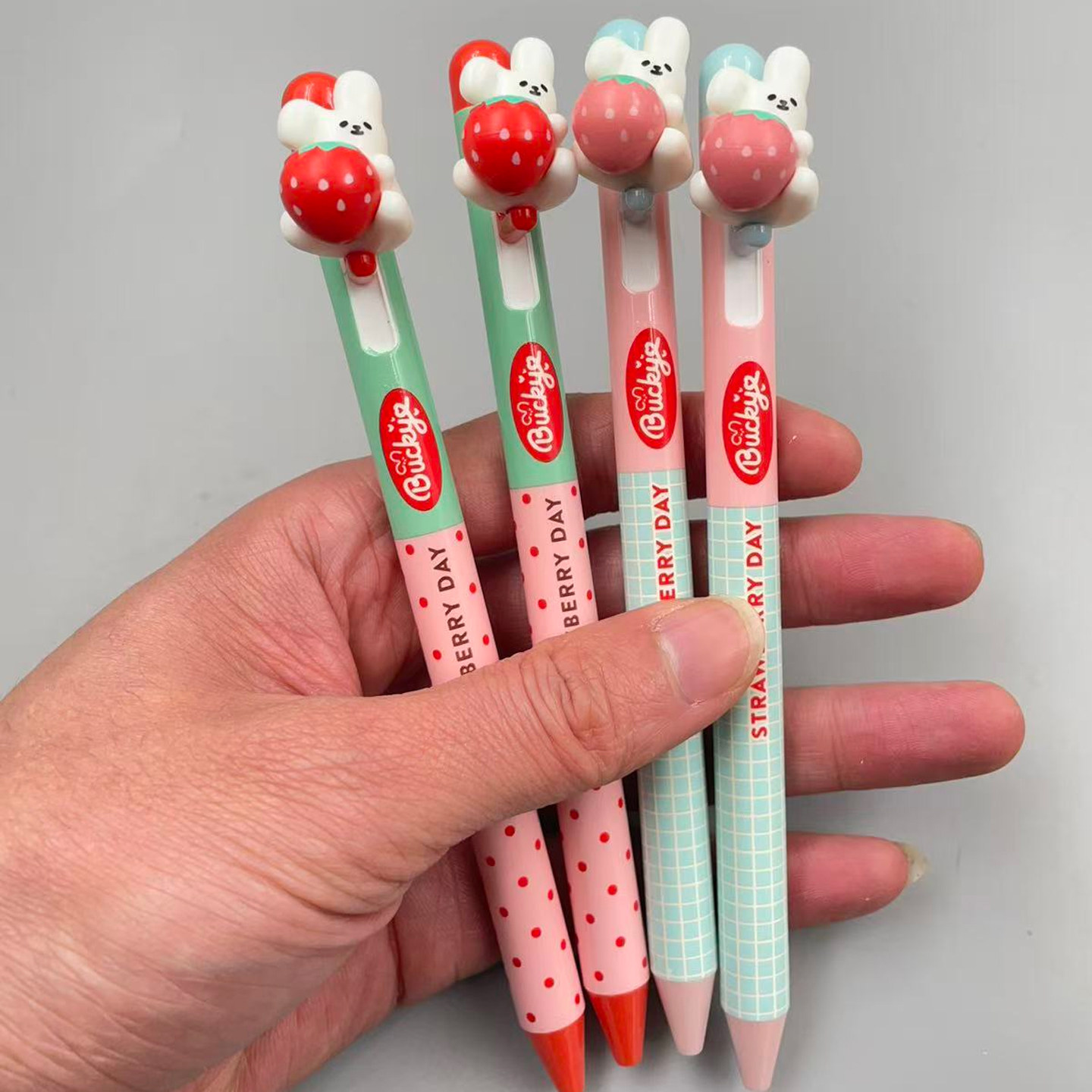 晨光j6833熊抱抱卡通可爱中性笔草莓兔子立体侧按键学生按动水笔