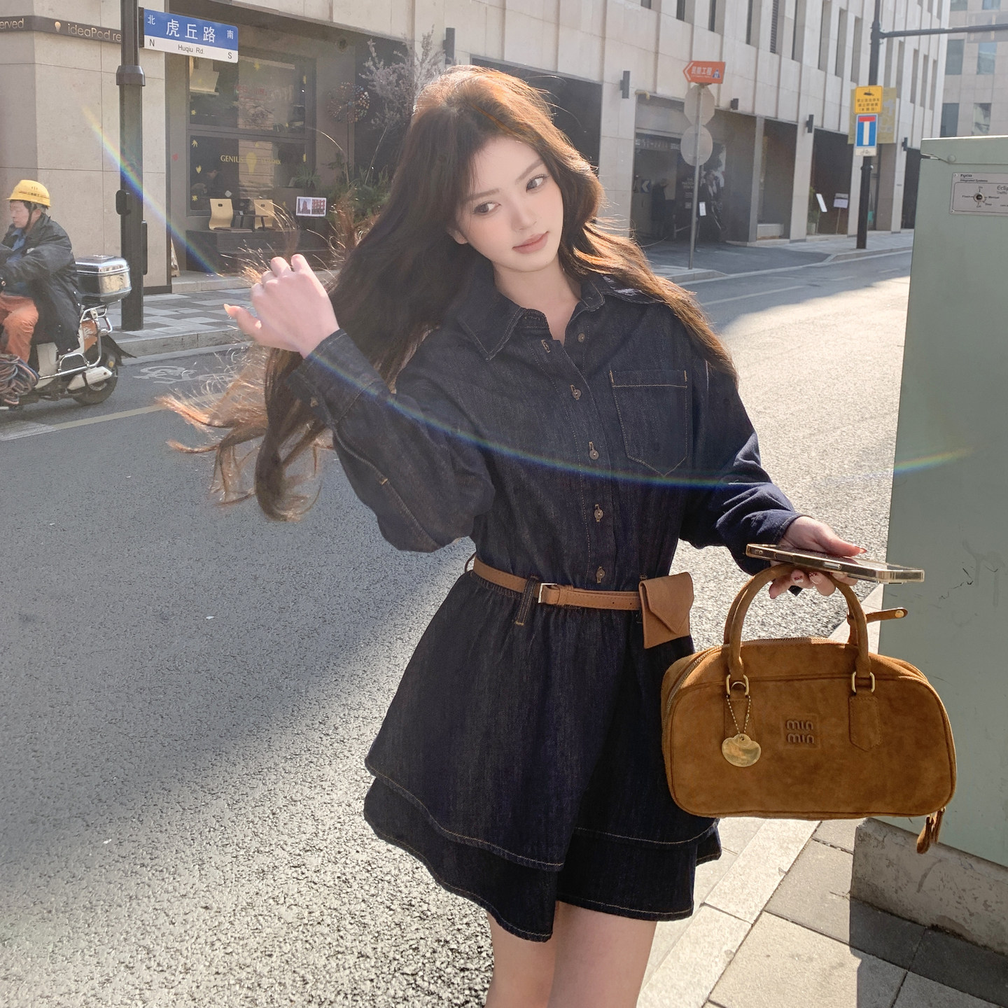 小个子洋气时髦连衣裙2026春装新款设计感收腰显瘦牛仔裙子配腰带