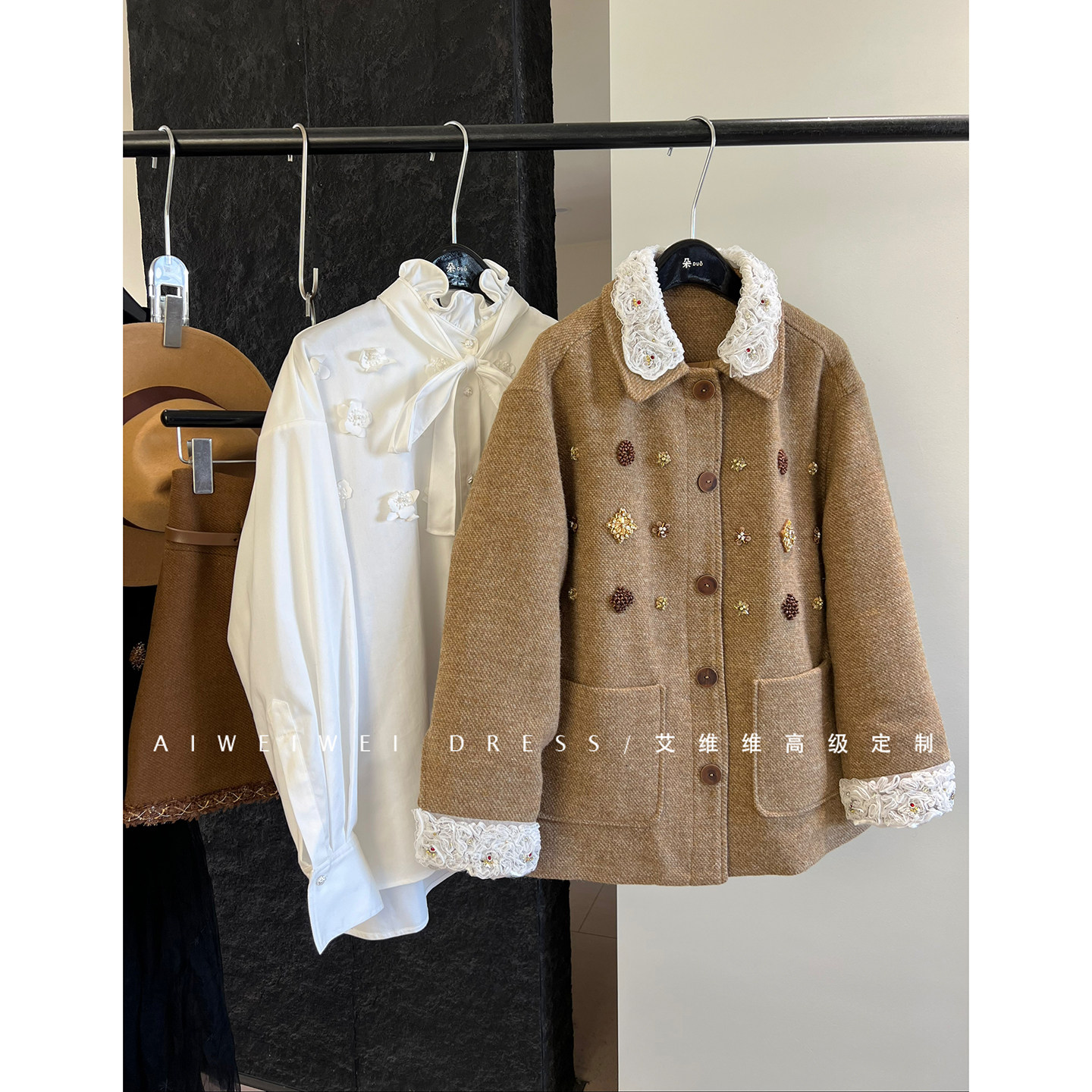 【90白鸭绒】重工钉珠花朵 刺绣花娃娃翻领 法式羊毛呢大衣羽绒服