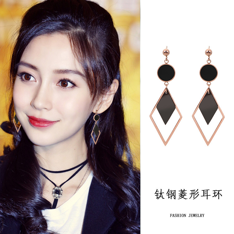 钛钢饰品女百搭简约玫瑰金黑色几何菱形吊坠耳环韩国长款气质耳钉