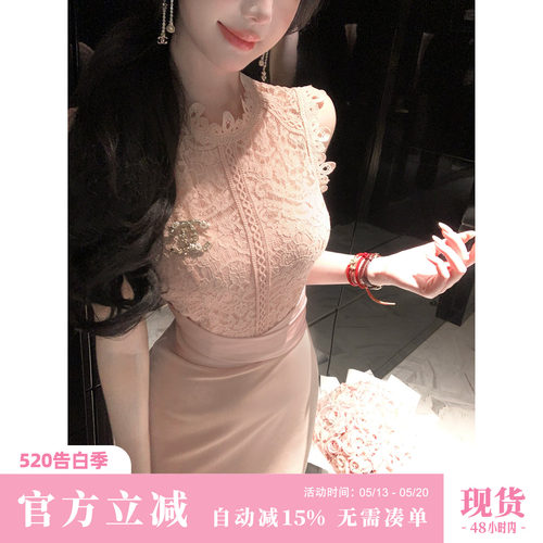 Sun雅乔【馥郁香气】蕾丝拼接高腰缎面腰封连衣裙