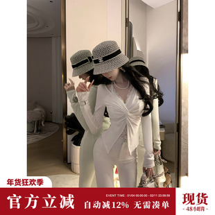 Sun雅乔【S型曲线】设计感假两件扭结挂脖打底上衣