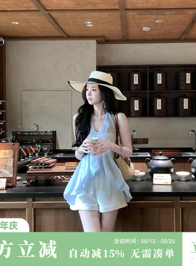 Sun雅乔【浅夏清和】夏季花苞娃娃衫设计感蓝色V领挂脖天丝上衣女