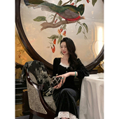 方领泡泡袖 Sun雅乔 神秘黛安 蕾丝拼丝绒连衣裙