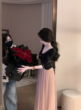 Sun雅乔【顾盼生辉】秋冬新款长裙针织网纱拼接撞色长袖连衣裙子