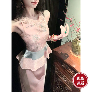 Sun雅乔 重工珠管绣撞色腰带人丝上衣女 暗香疏影