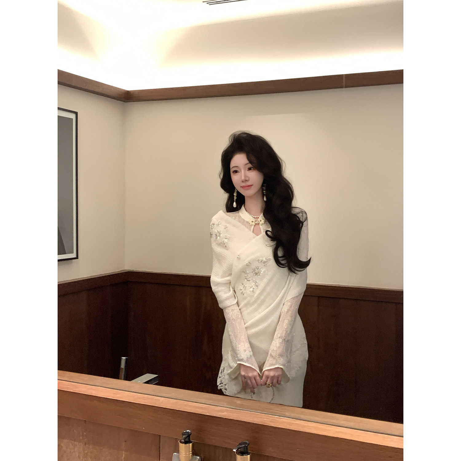 Sun雅乔【重工披肩】秋冬新款披肩外套立体珠花蕾丝花边毛织围巾