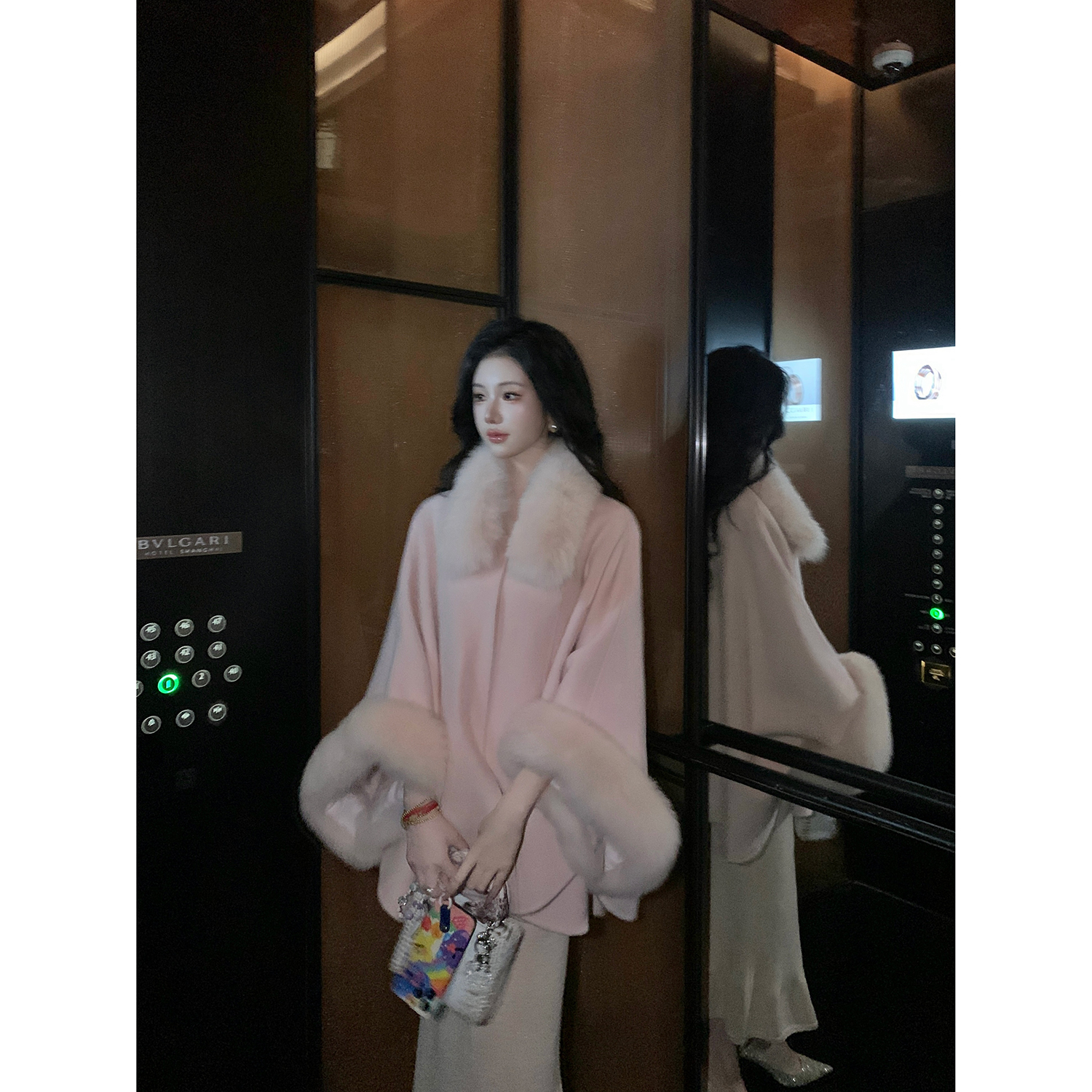 Sun雅乔【富家娇娇】袖口狐狸毛双面呢羊毛大衣外套+狐狸毛围脖