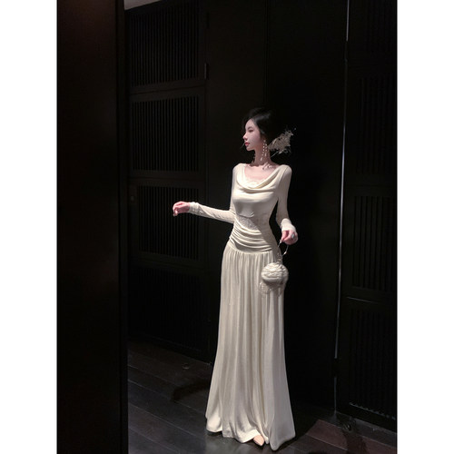 Sun雅乔【塞纳河畔】秋冬温柔风加绒天丝针织长袖连衣裙百褶长裙