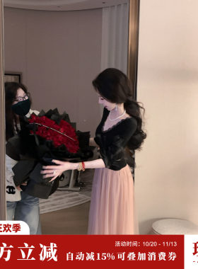 Sun雅乔【顾盼生辉】秋冬新款长裙针织网纱拼接撞色长袖连衣裙子