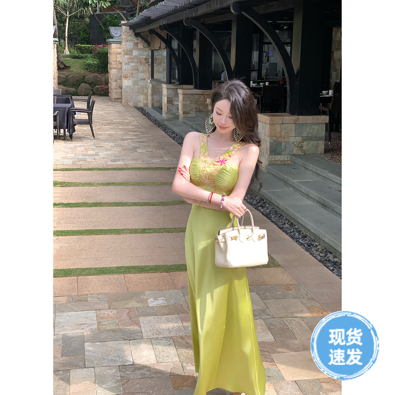 Sun雅乔【盛夏绿荫】黄绿缎面珠片绣连衣裙长裙