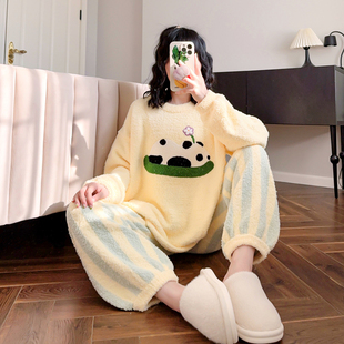 熊猫睡衣秋冬季女款珊瑚绒条纹加厚半边绒网红风可外穿家居服套装