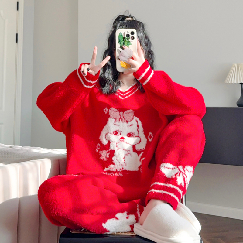 新年红色家居服女冬款软绵绵可爱