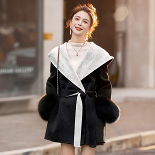 印花大翻领连帽双面呢羊毛大衣女秋冬系带中长款狐狸毛袖毛呢外套