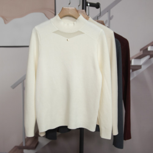 时尚半高领一体绒加绒针织衫