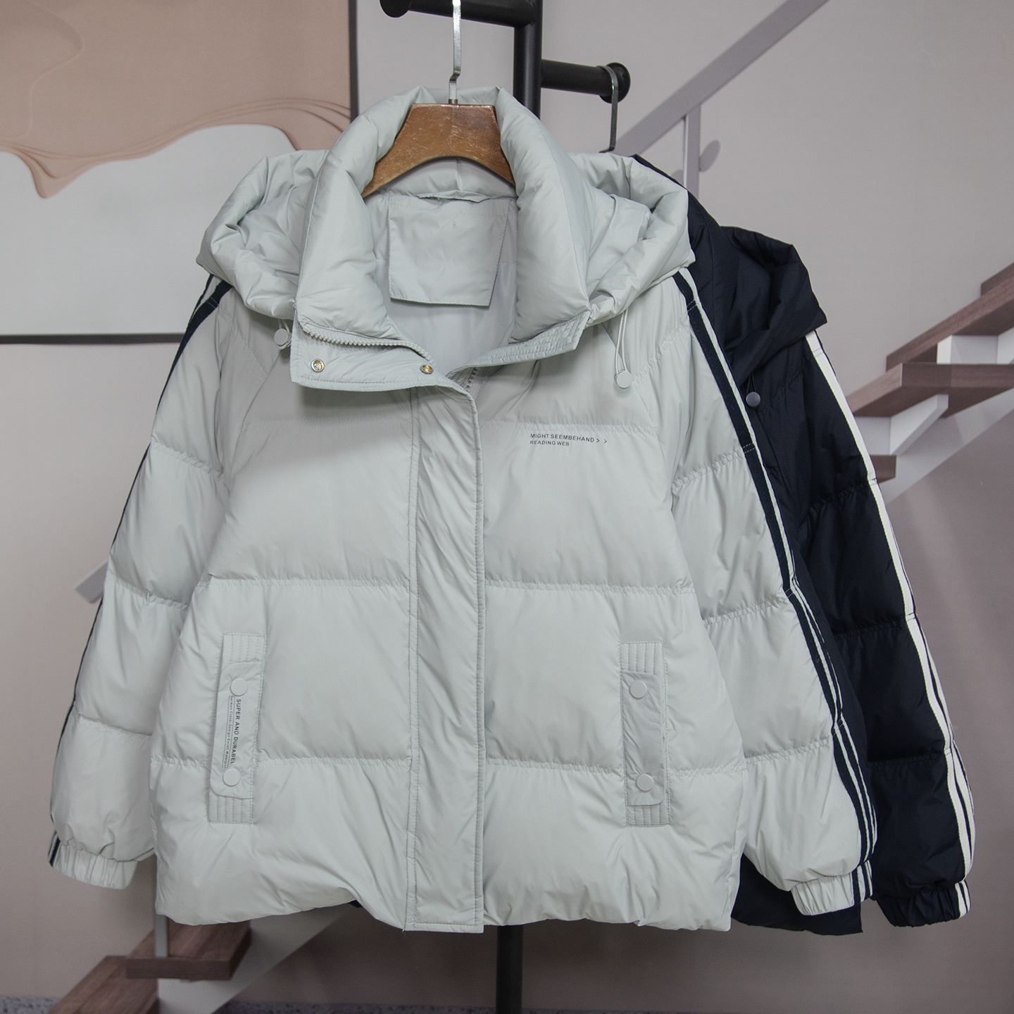 时尚休闲韩版连帽鸭绒羽绒服