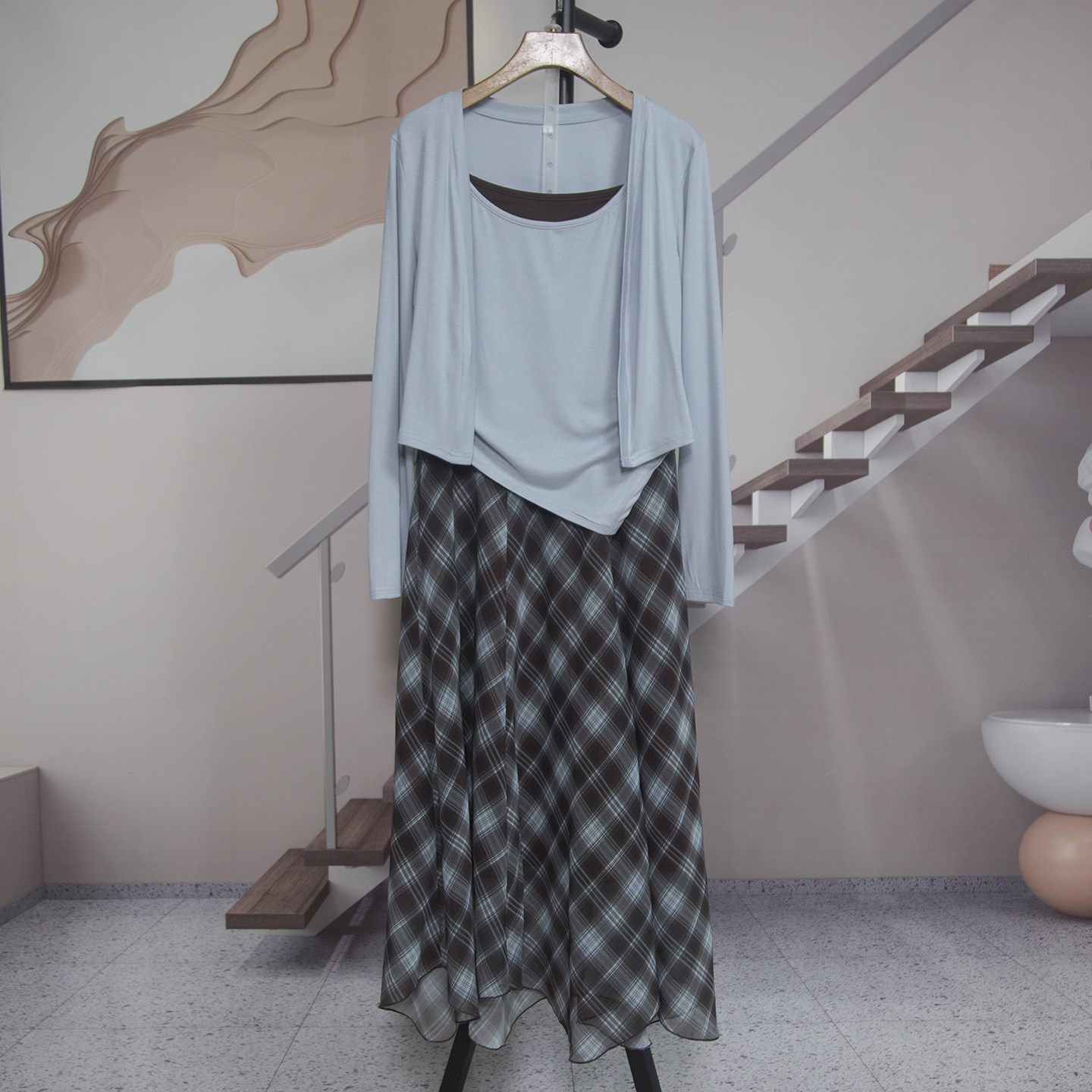 轻熟风温柔披肩开衫吊带格子半身裙三件套女2026春夏显瘦套装7632