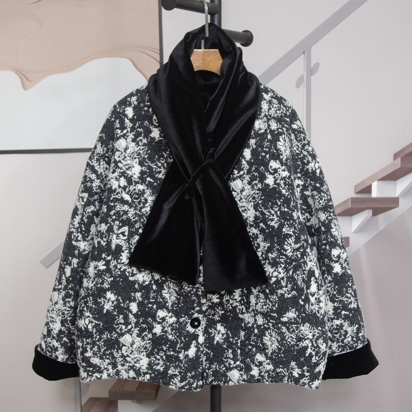 洋气白鸭绒羽绒服外套