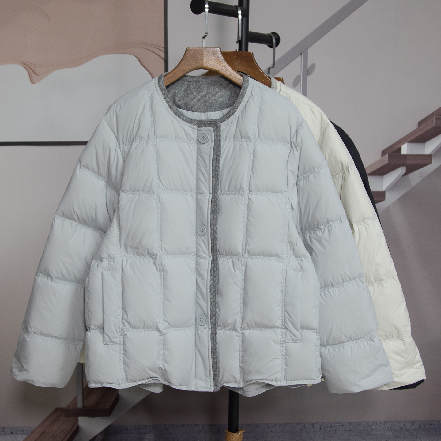 时尚宽松圆领拼接鸭绒羽绒服女2025冬季新款韩版百搭显瘦外套5020