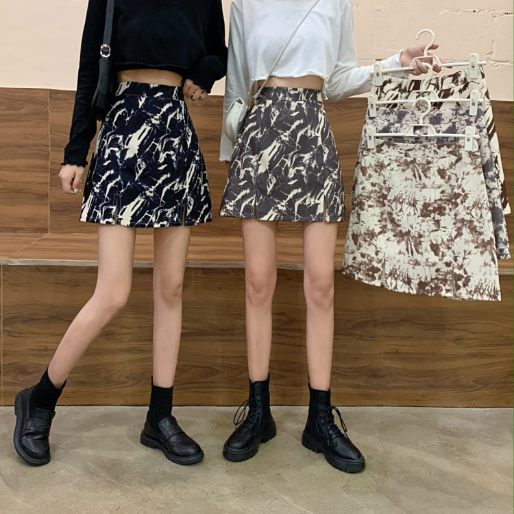 Tie dyed skirt summer new women's high waist short skirt A-line skirt retro design small crowdsourcing skirt ink printing