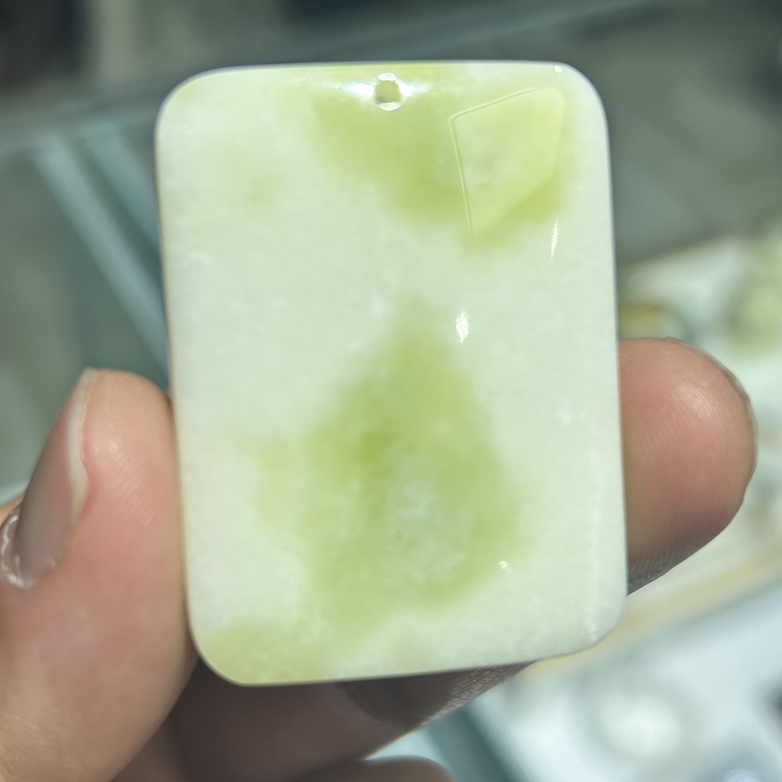 西安蓝田玉平安无事牌精品特色男女款一图一物天然活玉挂件带证书