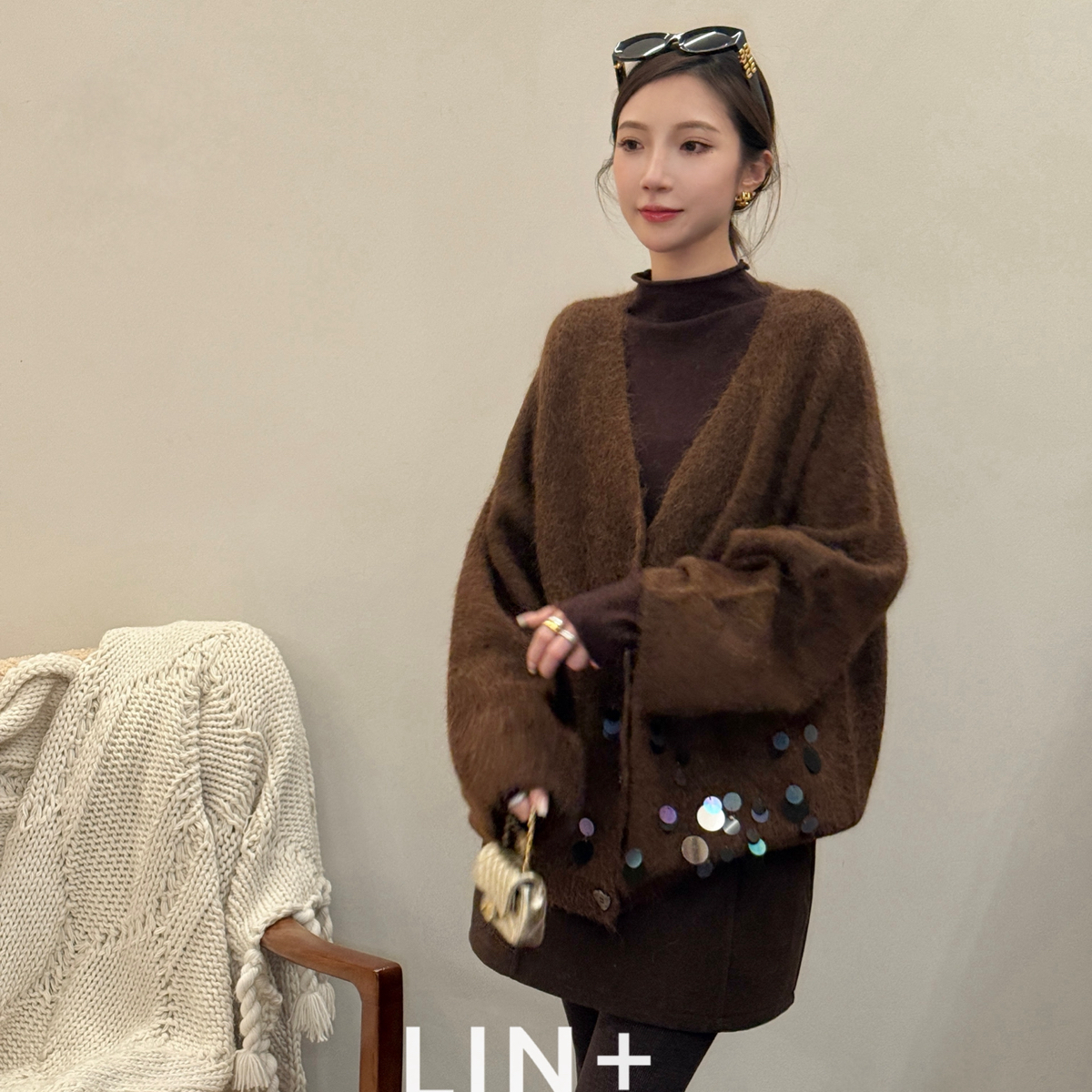 枫糖树进口秘鲁羊驼闪片拼接大外套加厚V领宽松松弛毛衣(含36.3羊