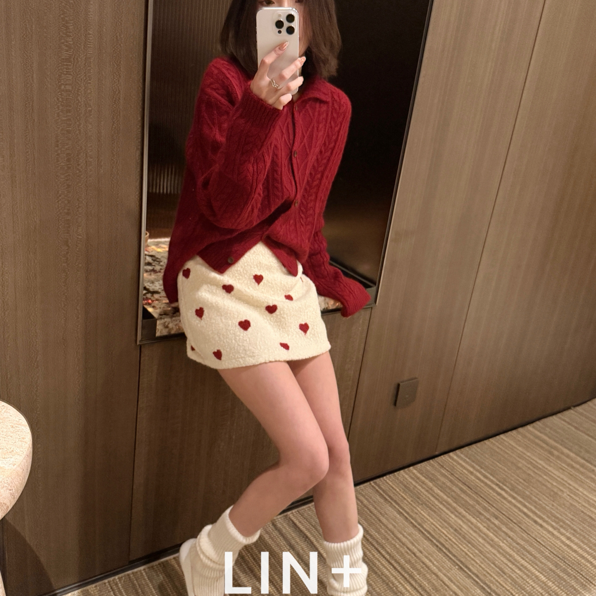 甜到心巴爆款来袭冬上新～强推颗粒绒毛球爱心A版显瘦加厚软糯半